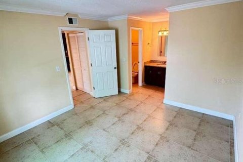 Condominio en venta en Palm Harbor, Florida, 2 dormitorios, 83.43 m2 № 2198319 - foto 22