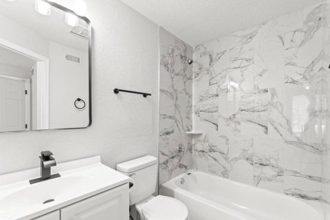 Apartamento en alquiler en Orlando, Florida, 2 dormitorios, 80.27 m2 № 1815678 - foto 16