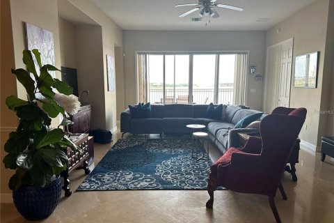 Condominio en venta en Orlando, Florida, 4 dormitorios, 278.71 m2 № 2129675 - foto 7