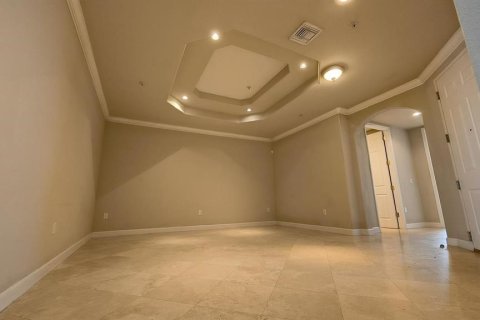 Condominio en venta en Orlando, Florida, 4 dormitorios, 278.71 m2 № 2129675 - foto 6