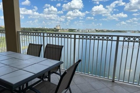 Condominio en venta en Orlando, Florida, 4 dormitorios, 278.71 m2 № 2129675 - foto 18