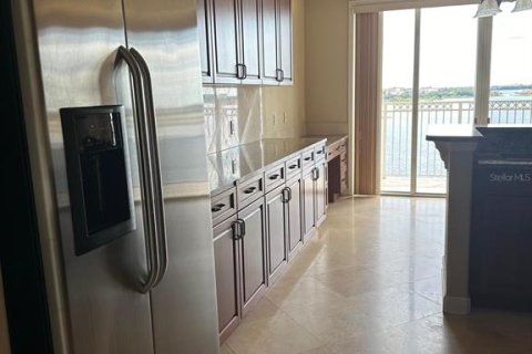 Condominio en venta en Orlando, Florida, 4 dormitorios, 278.71 m2 № 2129675 - foto 15