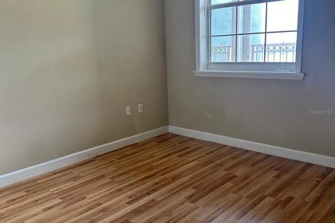 Condominio en venta en Orlando, Florida, 4 dormitorios, 278.71 m2 № 2129675 - foto 25