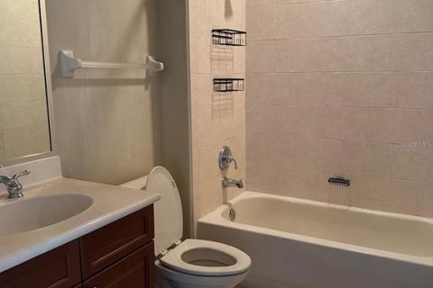 Condominio en venta en Orlando, Florida, 4 dormitorios, 278.71 m2 № 2129675 - foto 30