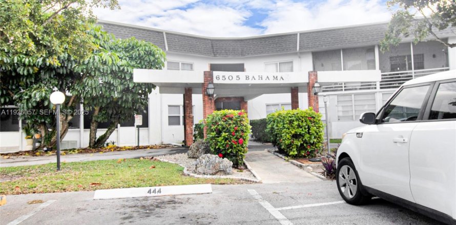 Condo à Margate, Floride, 1 chambre  № 1984652