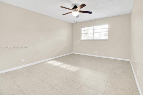 Copropriété à louer à Margate, Floride: 1 chambre, 66.89 m2 № 1984652 - photo 15