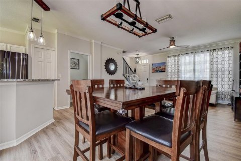 Touwnhouse à vendre à Tampa, Floride: 2 chambres, 105.35 m2 № 1913190 - photo 8