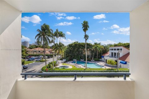 Condo in Aventura, Florida, 3 bedrooms  № 1892561 - photo 24