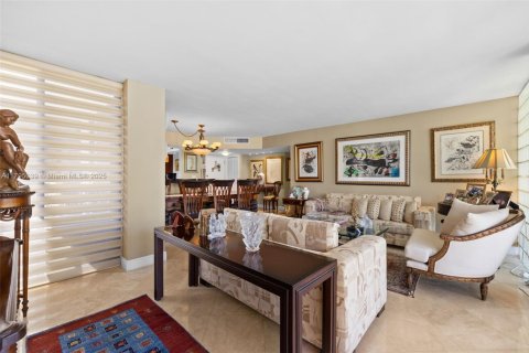 Condo in Aventura, Florida, 3 bedrooms  № 1892561 - photo 6