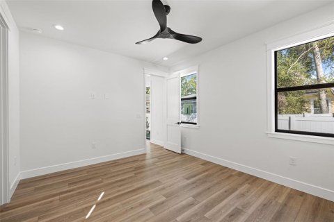 Casa en venta en Tampa, Florida, 3 dormitorios, 154.4 m2 № 2427083 - foto 25
