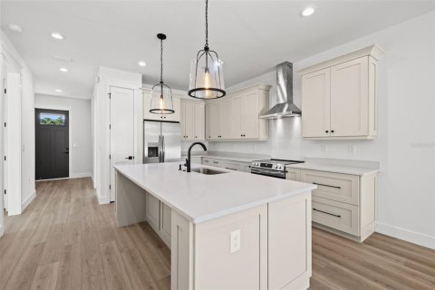 Casa en venta en Tampa, Florida, 3 dormitorios, 154.4 m2 № 2427083 - foto 12