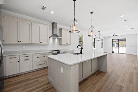 Casa en venta en Tampa, Florida, 3 dormitorios, 154.4 m2 № 2427083 - foto 11