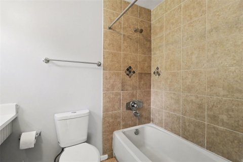 Снять в аренду виллу или дом в Орландо, Флорида 2 спальни, 144.37м2, № 2201464 - фото 13