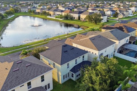House in Orlando, Florida 4 bedrooms, 273.6 sq.m. № 2424321 - photo 14