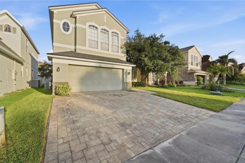 House in Orlando, Florida 4 bedrooms, 273.6 sq.m. № 2424321 - photo 6