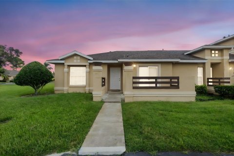 Casa en venta en Kissimmee, Florida, 3 dormitorios, 103.03 m2 № 1911746 - foto 1