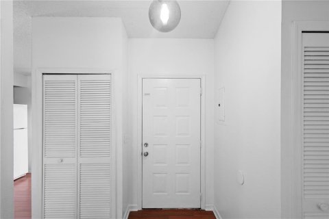 Casa en venta en Kissimmee, Florida, 3 dormitorios, 103.03 m2 № 1911746 - foto 29