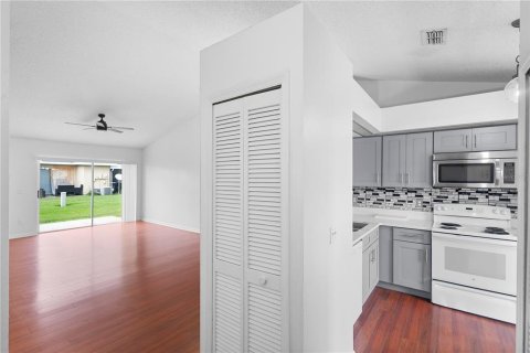 Casa en venta en Kissimmee, Florida, 3 dormitorios, 103.03 m2 № 1911746 - foto 30