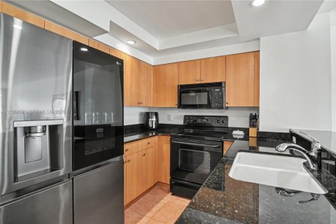 Condominio en venta en Miami Beach, Florida, 2 dormitorios, 113.15 m2 № 2186105 - foto 14