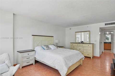 Condominio en venta en Miami Beach, Florida, 2 dormitorios, 113.15 m2 № 2186105 - foto 23
