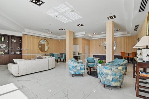 Condominio en venta en Miami Beach, Florida, 2 dormitorios, 113.15 m2 № 2186105 - foto 27