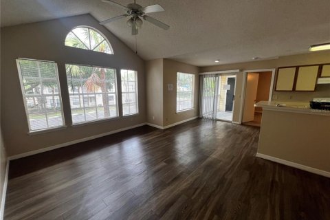Condo in Orlando, Florida, 2 bedrooms  № 1685490 - photo 6