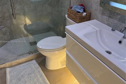 Touwnhouse à vendre à Miami Gardens, Floride: 3 chambres, 110.37 m2 № 2051689 - photo 26