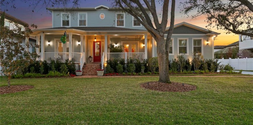 House in Tampa, Florida 6 bedrooms, 462.84 sq.m. № 1507855