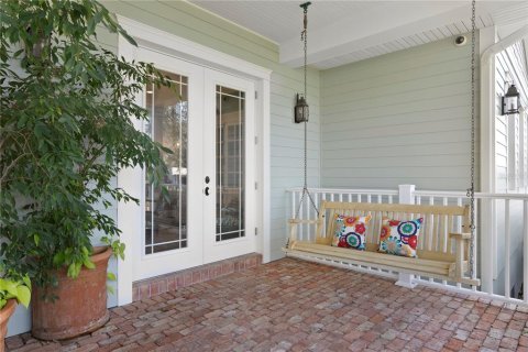 House in Tampa, Florida 6 bedrooms, 462.84 sq.m. № 1507855 - photo 3