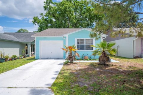 Casa en Lakeland, Florida 3 dormitorios, 107.4 m2 № 2135817