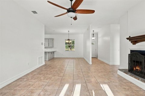 Casa en venta en Osteen, Florida, 4 dormitorios, 227.52 m2 № 2386116 - foto 7