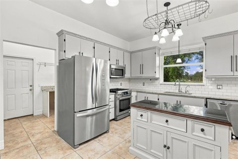 Casa en venta en Osteen, Florida, 4 dormitorios, 227.52 m2 № 2386116 - foto 15