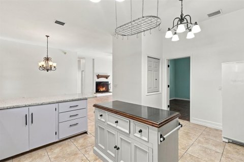 Casa en venta en Osteen, Florida, 4 dormitorios, 227.52 m2 № 2386116 - foto 16