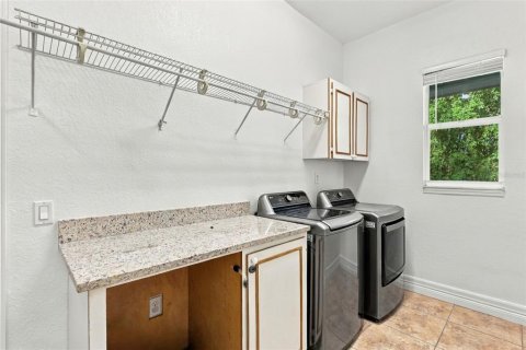 Casa en venta en Osteen, Florida, 4 dormitorios, 227.52 m2 № 2386116 - foto 27