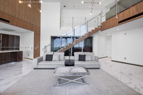 Copropriété à louer à Sunny Isles Beach, Floride: 3 chambres, 290.78 m2 № 2184499 - photo 15