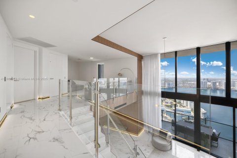 Copropriété à louer à Sunny Isles Beach, Floride: 3 chambres, 290.78 m2 № 2184499 - photo 16