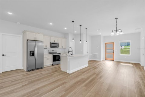 Casa en alquiler en Ocala, Florida, 3 dormitorios, 171.87 m2 № 2432766 - foto 8
