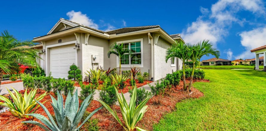 Villa ou maison à Port St. Lucie, Floride 2 chambres, 139.82 m2 № 2406027