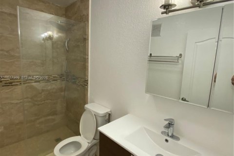 Снять в аренду таунхаус в Хайалиа, Флорида 3 спальни, 116.69м2, № 2003517 - фото 28