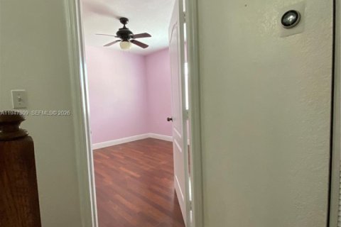 Снять в аренду таунхаус в Хайалиа, Флорида 3 спальни, 116.69м2, № 2003517 - фото 18