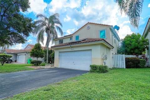 Casa en venta en Sunrise, Florida, 4 dormitorios, 171.59 m2 № 1945977 - foto 3