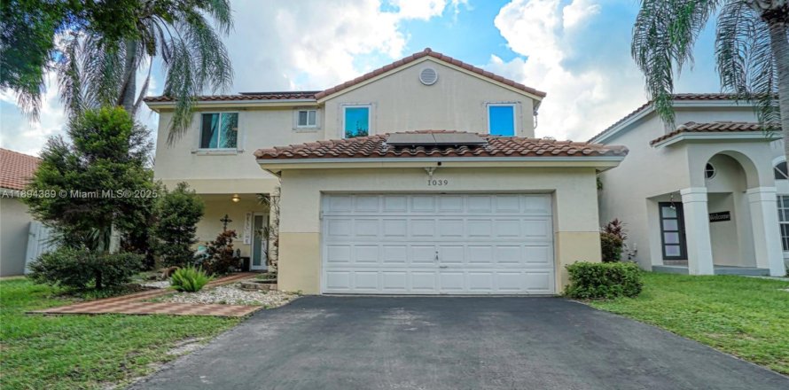 Casa en Sunrise, Florida 4 dormitorios, 171.59 m2 № 1945977