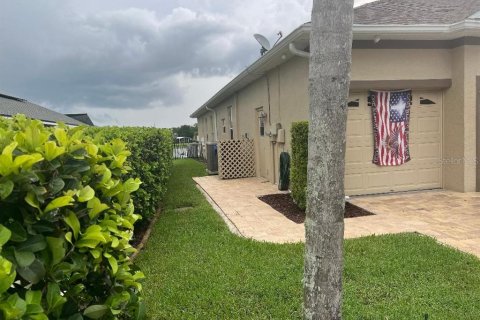 Casa en venta en New Port Richey, Florida, 5 dormitorios, 245.08 m2 № 1878158 - foto 4
