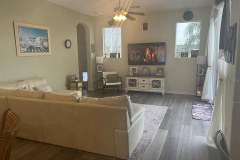 Casa en venta en New Port Richey, Florida, 5 dormitorios, 245.08 m2 № 1878158 - foto 15