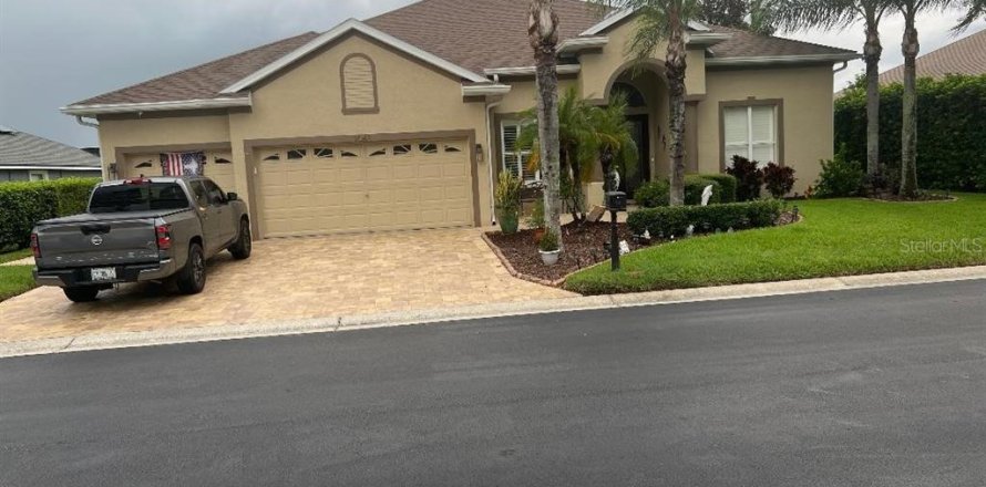 Casa en New Port Richey, Florida 5 dormitorios, 245.08 m2 № 1878158