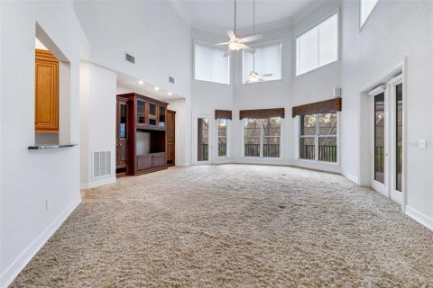 House in Brandon, Florida 6 bedrooms, 759.29 sq.m. № 1766120 - photo 17