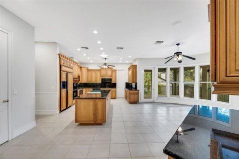 House in Brandon, Florida 6 bedrooms, 759.29 sq.m. № 1766120 - photo 24