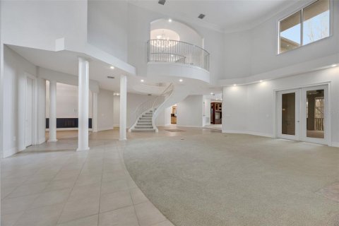 House in Brandon, Florida 6 bedrooms, 759.29 sq.m. № 1766120 - photo 10