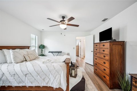 House in Lakeland, Florida 2 bedrooms, 121.24 sq.m. № 1759400 - photo 17