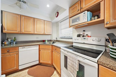 Copropriété à vendre à Jupiter, Floride: 2 chambres, 82.78 m2 № 2145961 - photo 4
